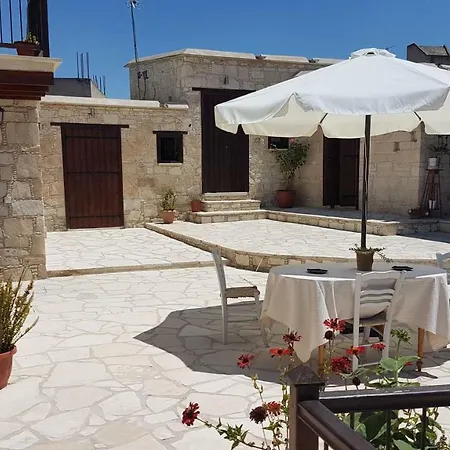 Olympia Traditional Апартаменты *