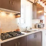 Olympia Traditional Apartament Lympia