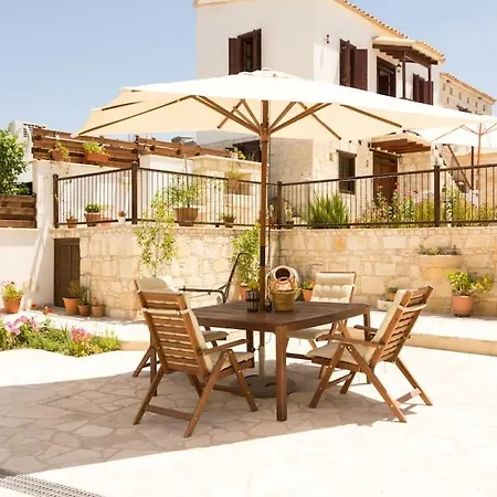 Olympia Traditional Lympia