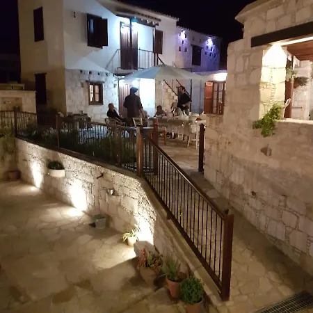 Apartment Olympia Traditional