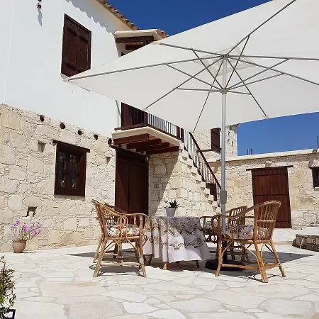 Olympia Traditional Apartment