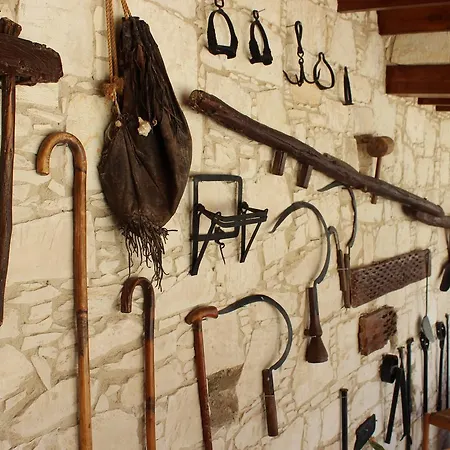 Olympia Traditional * Lympia