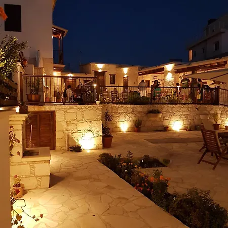 Olympia Traditional Apartament *