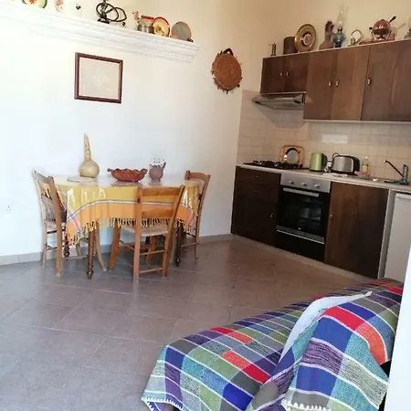 Olympia Traditional Apartment *