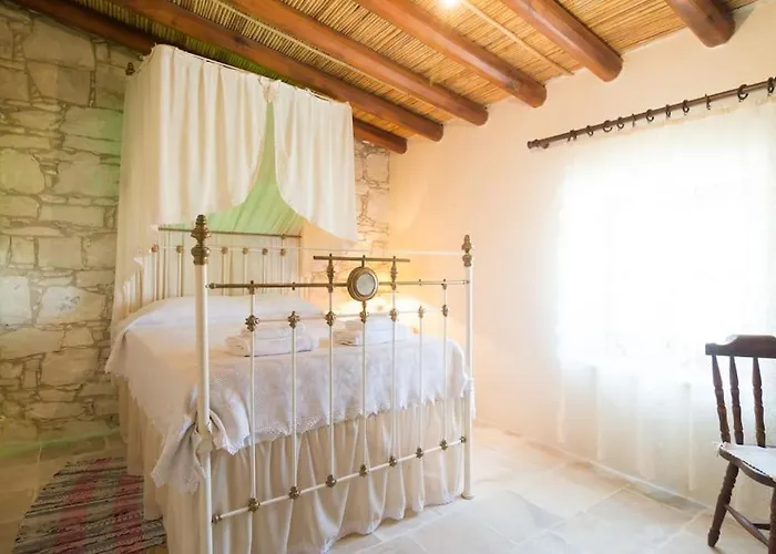 Olympia Traditional * Lymbia