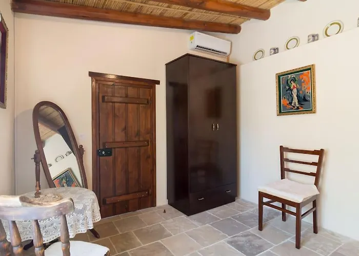 Olympia Traditional アパート