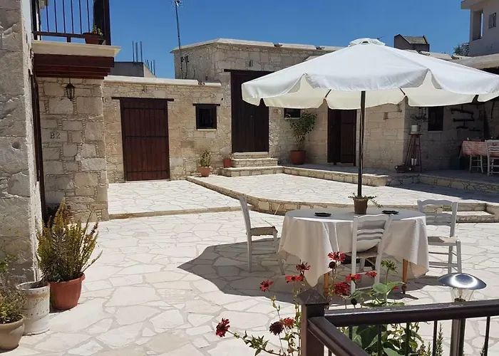 Olympia Traditional アパート *