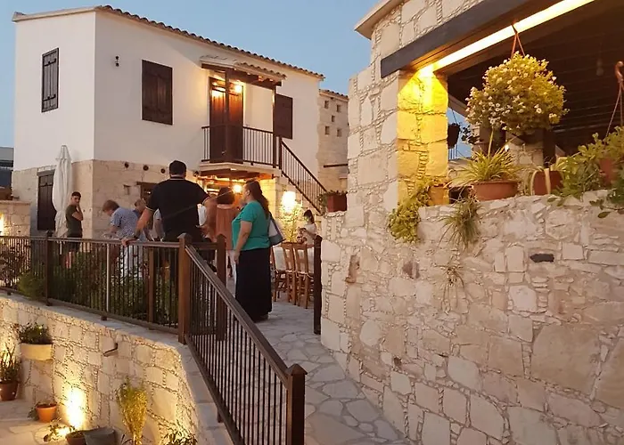 Olympia Traditional Lymbia